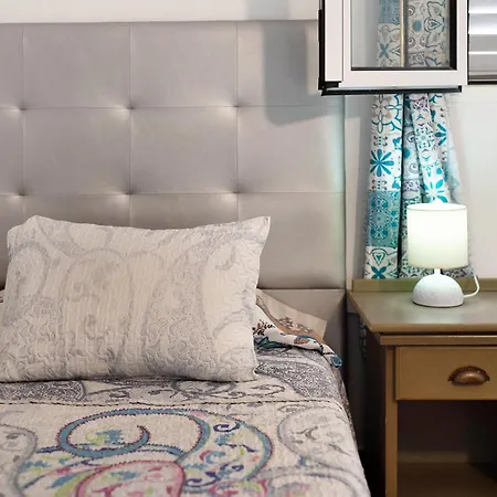 Holiday home Vivienda V Torres 4 *